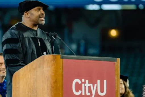 Al speaking at his PhD graduation