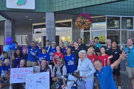 Y Members, staff, volunteers cheer on runners
