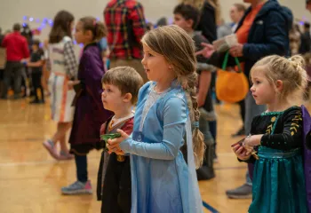 Gordon Family YMCA Jack-O’-Lantern Jubilee Elsa