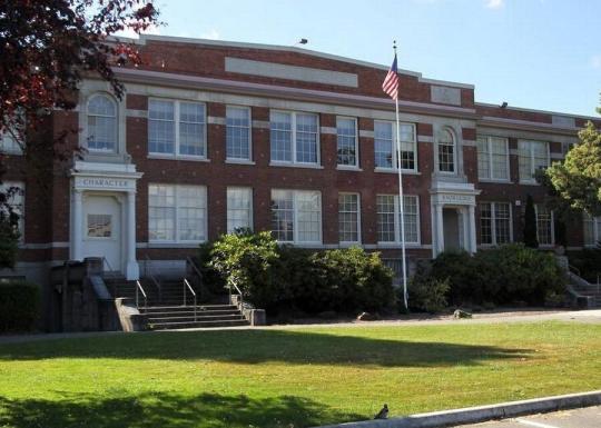 Exterior shot of Stewart middle school