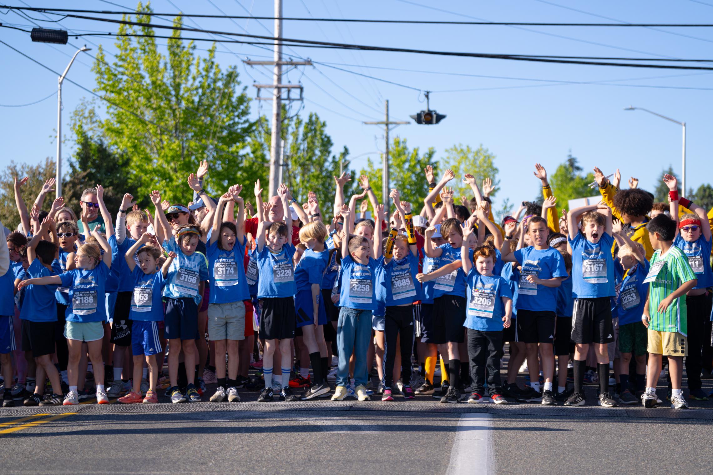 Sound to Narrows 2026 - Group of Kids Cheering