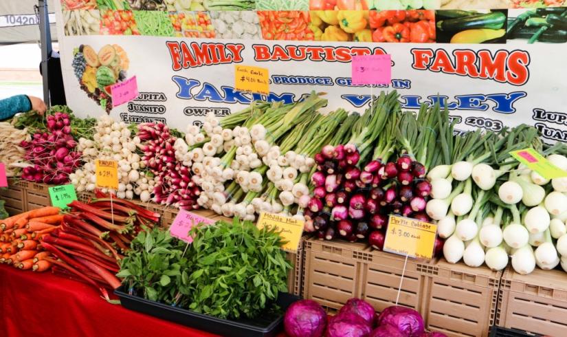 an assortment of vegetables at a puyallup area farmers market