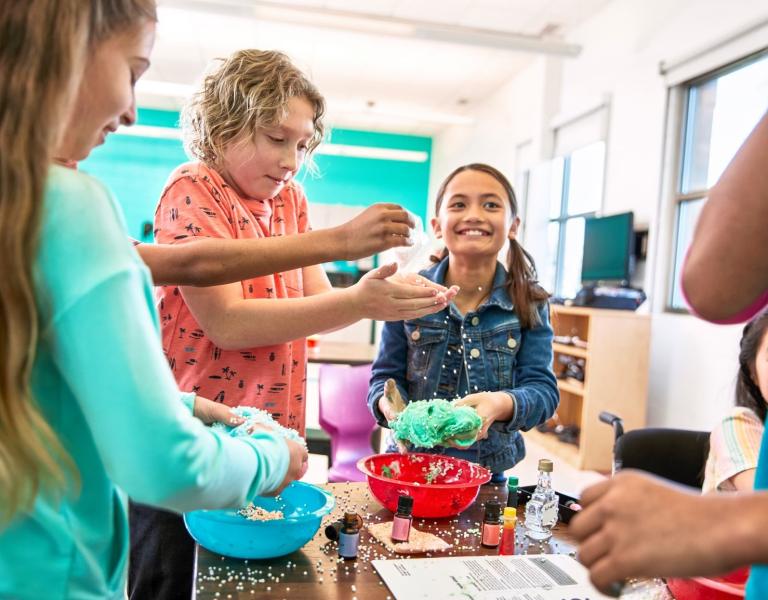 Child Care - Camp arts and crafts 