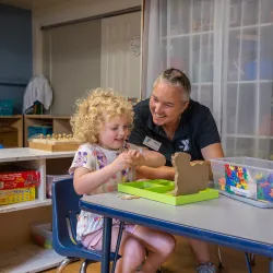 Early Learning Student Learning with Teacher