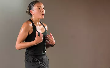 Franchesca Borja leads a Circuit Class on YMCA360