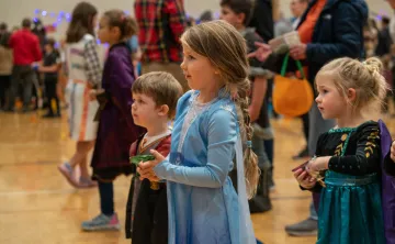 Gordon Family YMCA Jack-O’-Lantern Jubilee Elsa